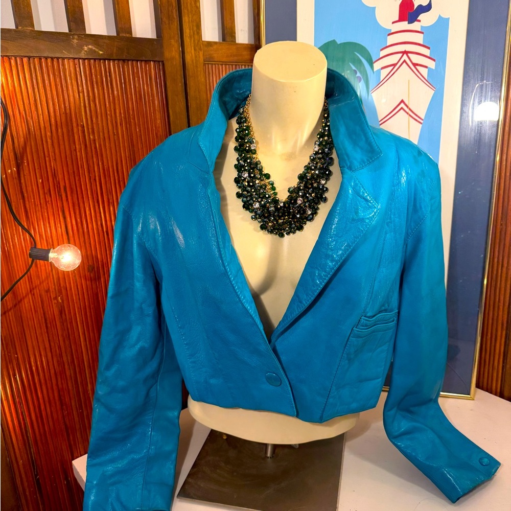 Gorgeous 80s vintage teal leather jacket ✨✨